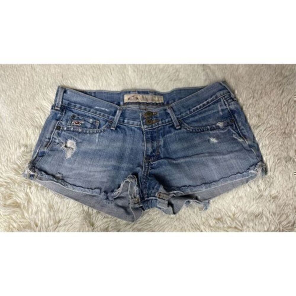 Hollister Distressed Cut Off Booty Shorts size 5